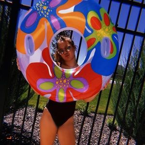 Meet your Posher, Abby